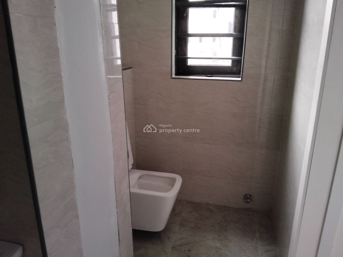 Exquisite Three Bedroom Flat, Lekki Phase 1, Lekki, Lagos, Flat / Apartment for Sale
