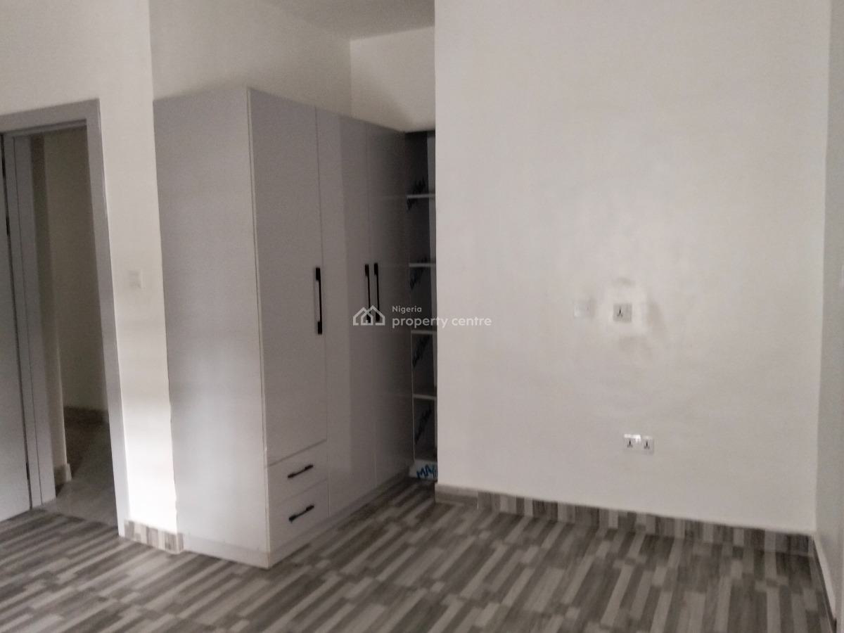 Exquisite Three Bedroom Flat, Lekki Phase 1, Lekki, Lagos, Flat / Apartment for Sale