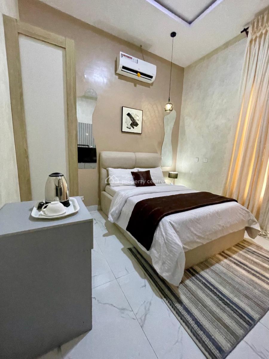 My Rich People  Please  Our 2bed Apartment Is Available From Sunday Dm, Lekki Phase 1, Lekki, Lagos, Flat / Apartment Short Let