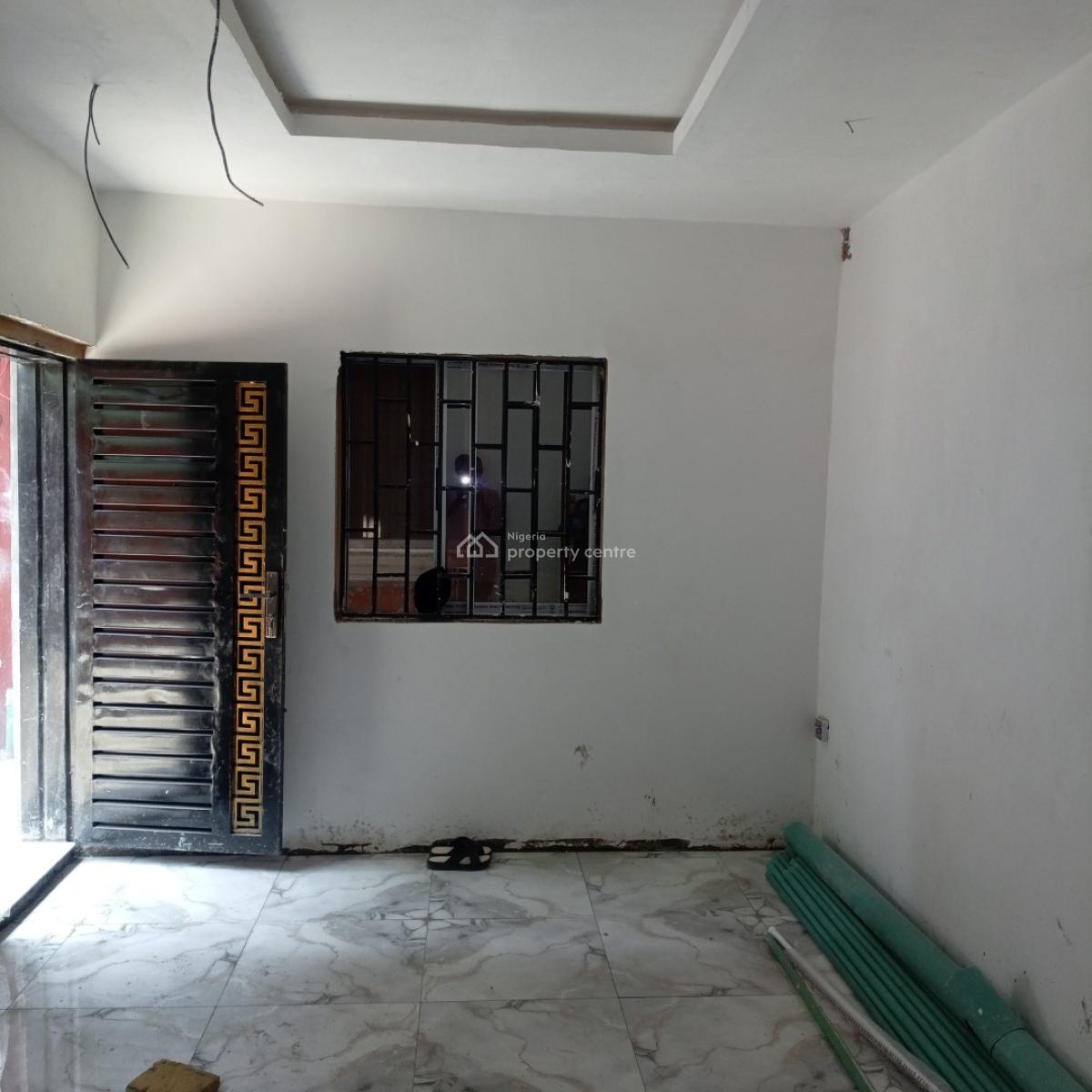 Newly Renovated 2 Bedroom Flat, Off Kilo Masha Road, Kilo, Surulere, Lagos, Flat / Apartment for Rent