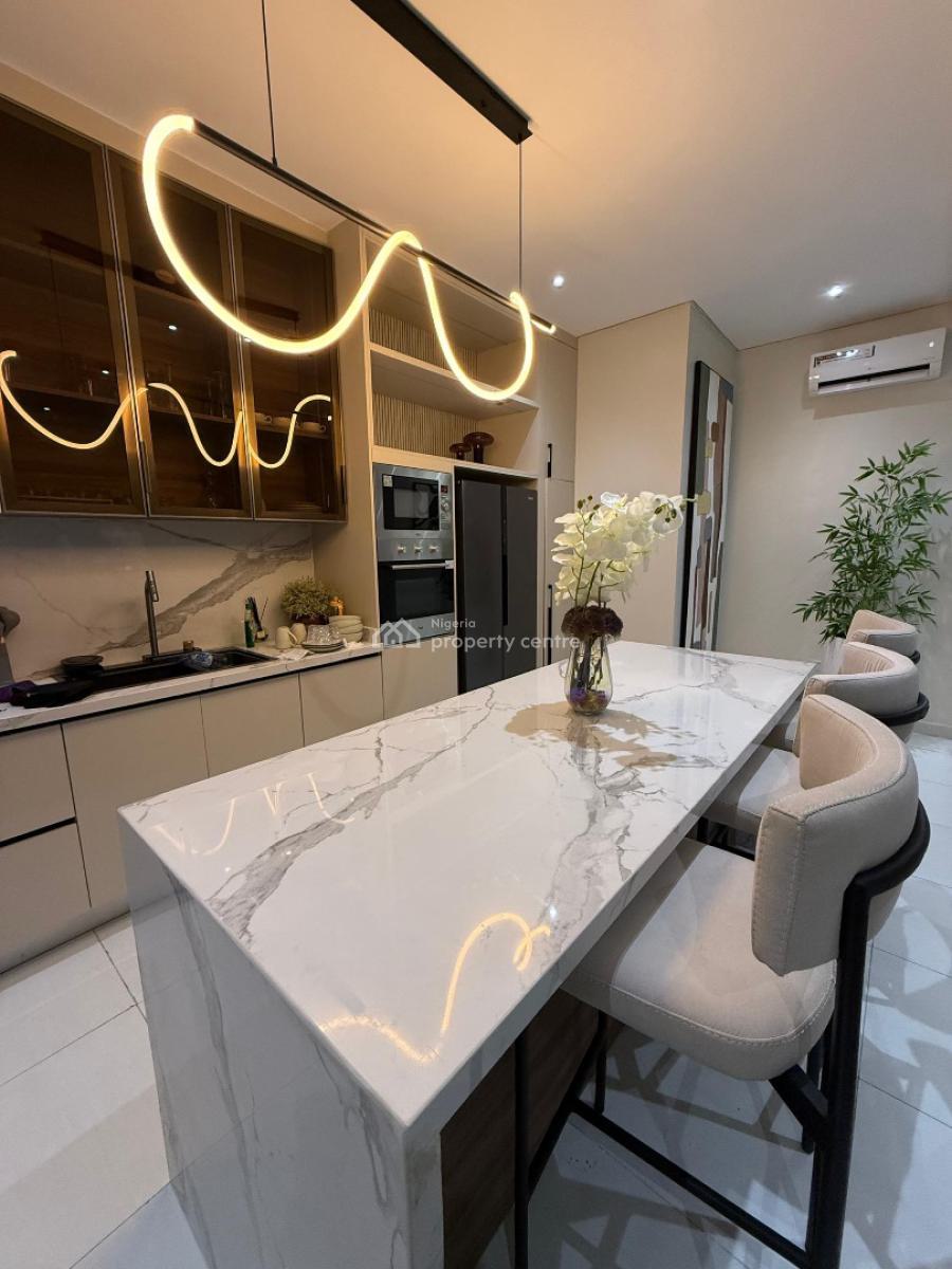 2 𝒃𝒆𝒅𝒓𝒐𝒐𝒎 𝒎𝒂𝒊𝒔𝒐𝒏𝒆𝒕𝒕𝒆 𝒐𝒏 𝒕𝒉𝒆 7𝒕𝒉 𝒇𝒍𝒐𝒐𝒓 𝒕, Lekki Phase 1, Lekki, Lagos, Flat / Apartment Short Let