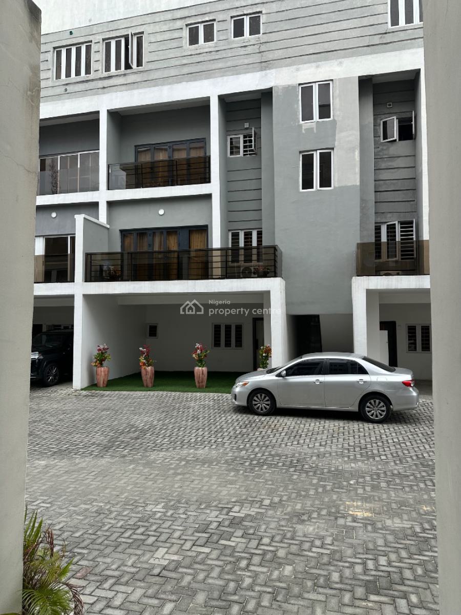 Luxury 3 Bedrooms Apartment with a Bq, Off Admiralty Way, Lekki Phase 1, Lekki, Lagos, Flat / Apartment for Sale