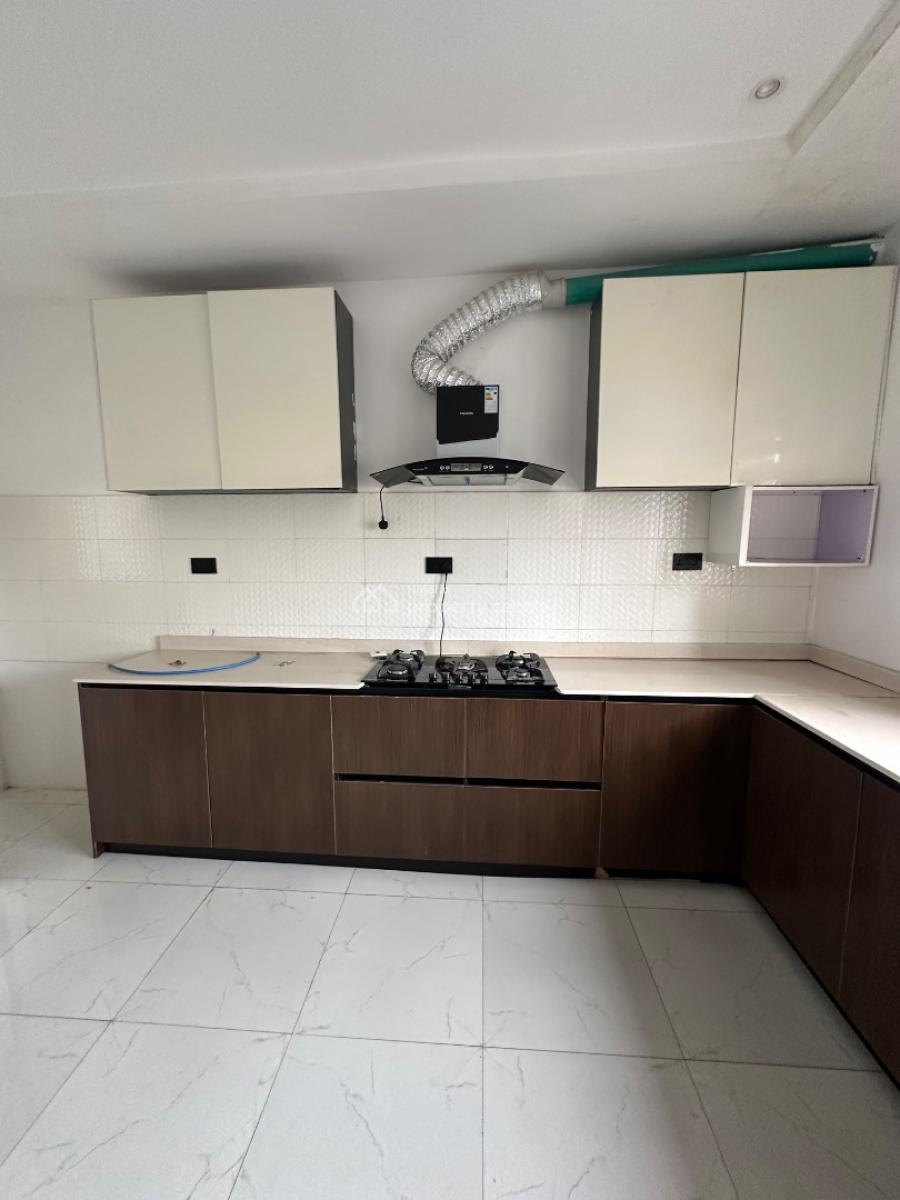 Luxury 3 Bedrooms Apartment with a Bq, Off Admiralty Way, Lekki Phase 1, Lekki, Lagos, Flat / Apartment for Sale