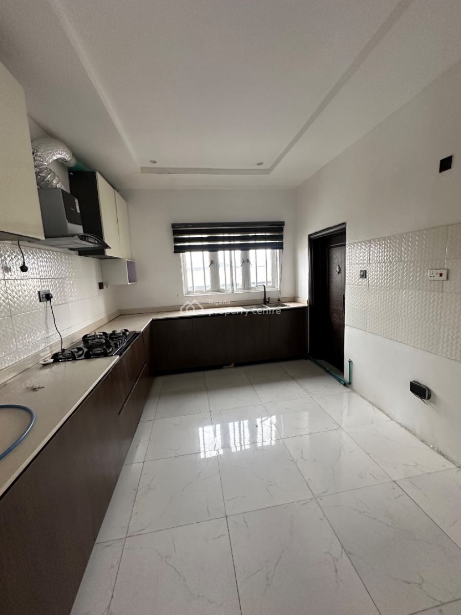 Luxury 3 Bedrooms Apartment with a Bq, Off Admiralty Way, Lekki Phase 1, Lekki, Lagos, Flat / Apartment for Sale