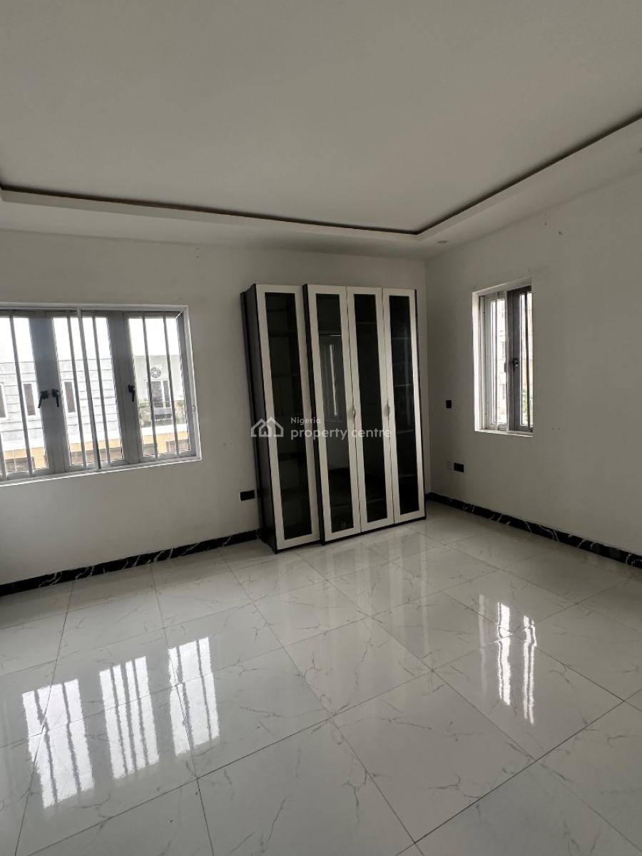 Luxury 3 Bedrooms Apartment with a Bq, Off Admiralty Way, Lekki Phase 1, Lekki, Lagos, Flat / Apartment for Sale