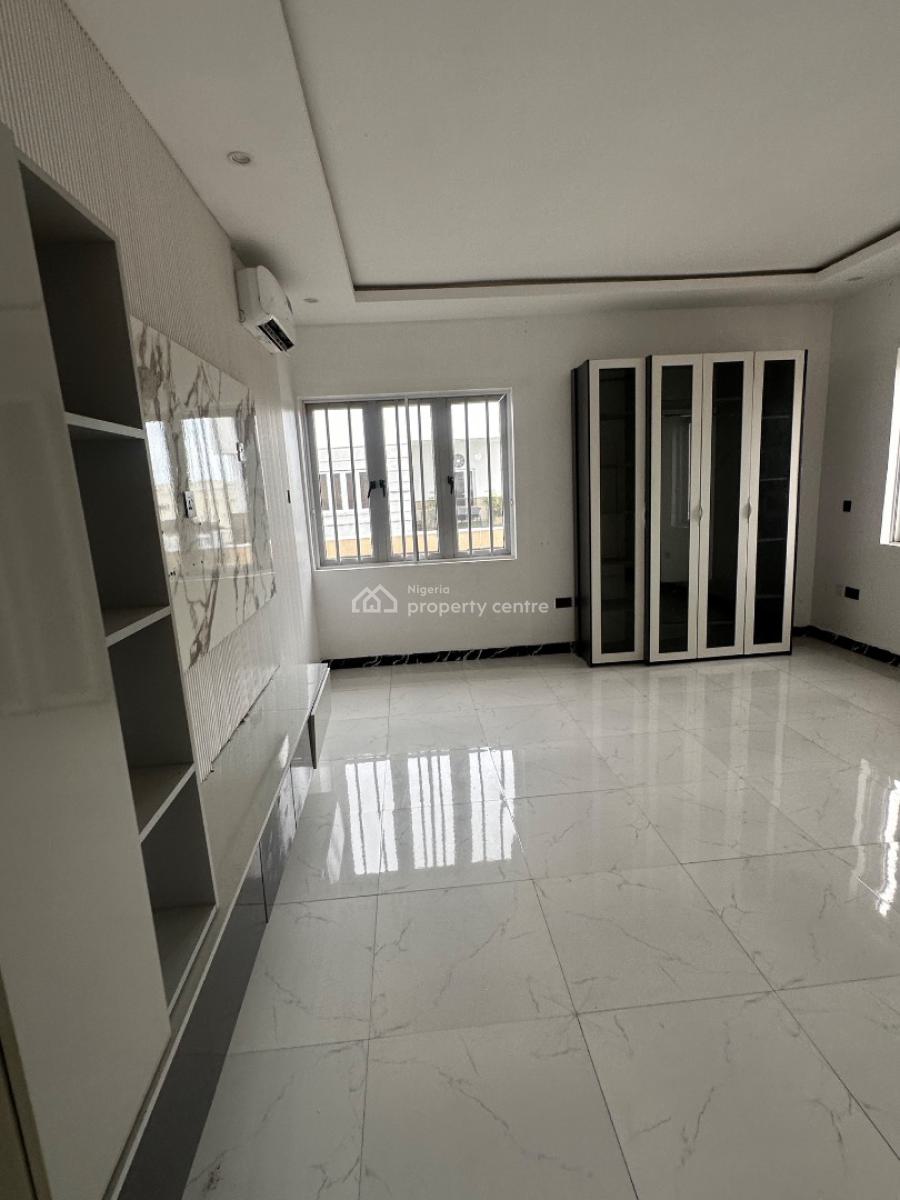 Luxury 3 Bedrooms Apartment with a Bq, Off Admiralty Way, Lekki Phase 1, Lekki, Lagos, Flat / Apartment for Sale