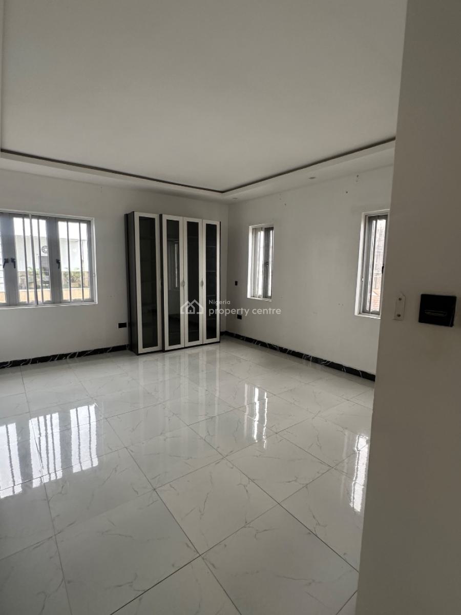 Luxury 3 Bedrooms Apartment with a Bq, Off Admiralty Way, Lekki Phase 1, Lekki, Lagos, Flat / Apartment for Sale