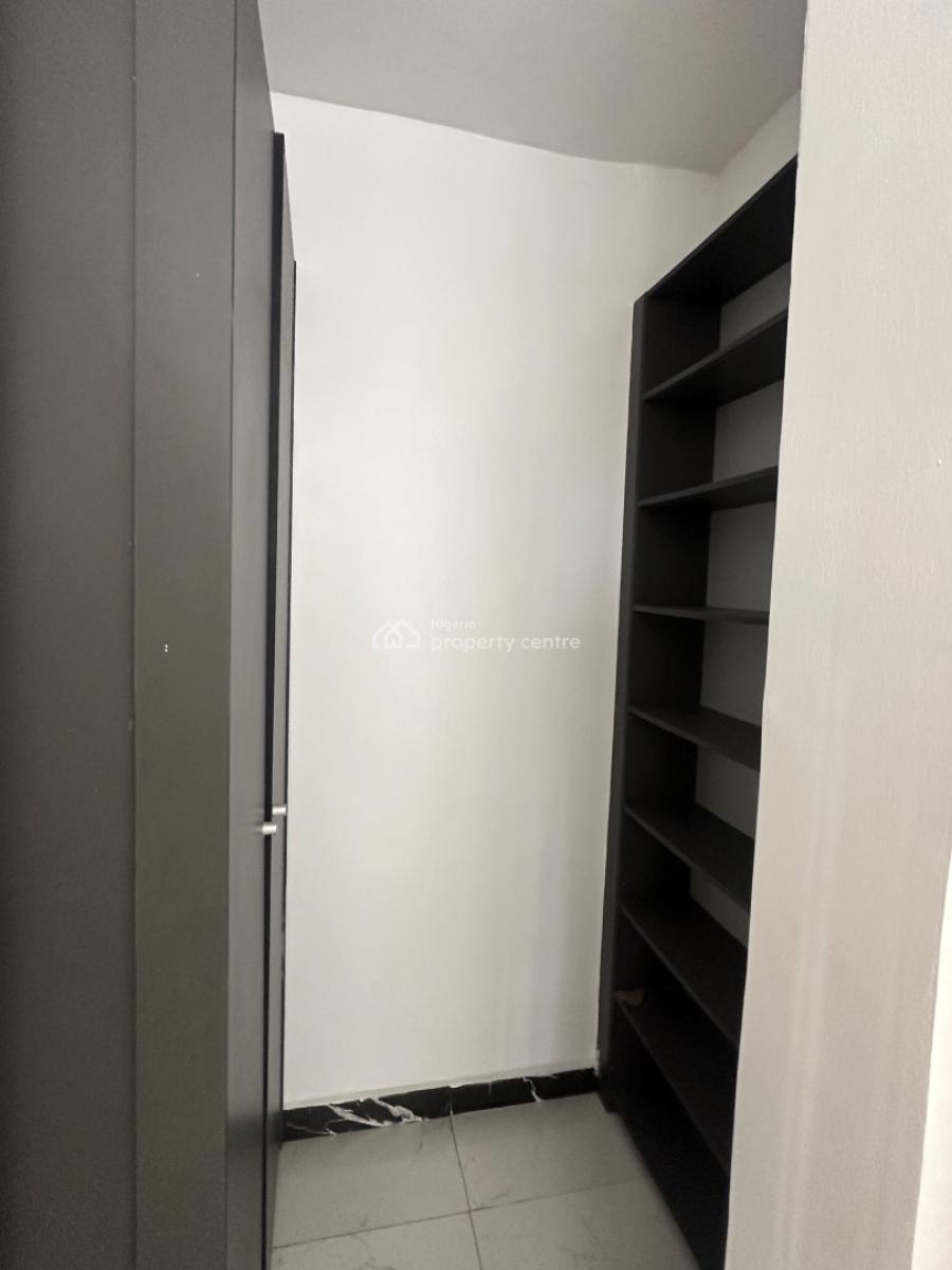 Luxury 3 Bedrooms Apartment with a Bq, Off Admiralty Way, Lekki Phase 1, Lekki, Lagos, Flat / Apartment for Sale