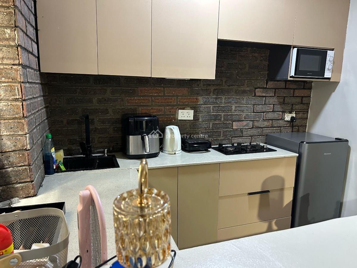 New 2 Bedroom Apartment with Ps5, Snooker and Tennis, Ikeja Gra, Ikeja, Lagos, Flat / Apartment Short Let