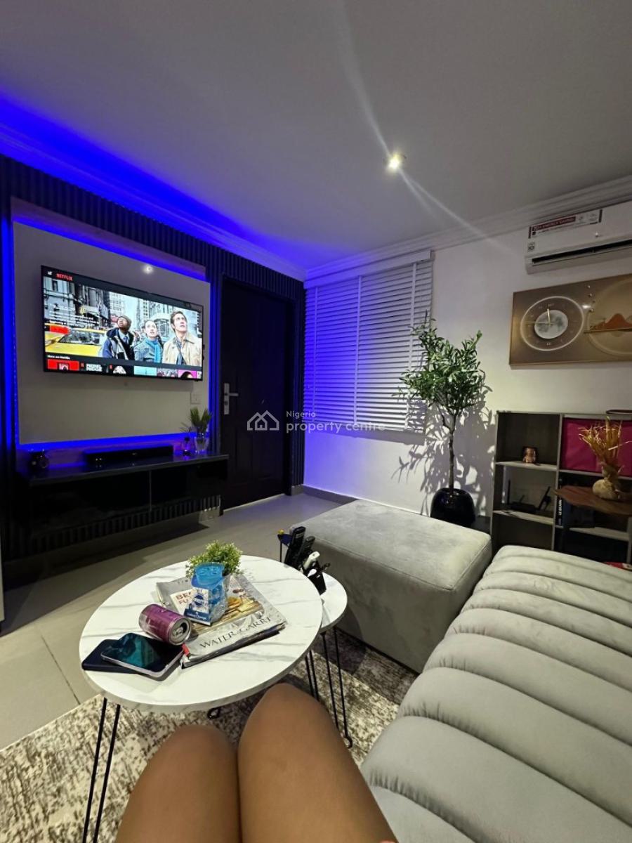 Luxury New 1 Bedroom with Ps5, Lekki Phase 1, Lekki, Lagos, Flat / Apartment Short Let