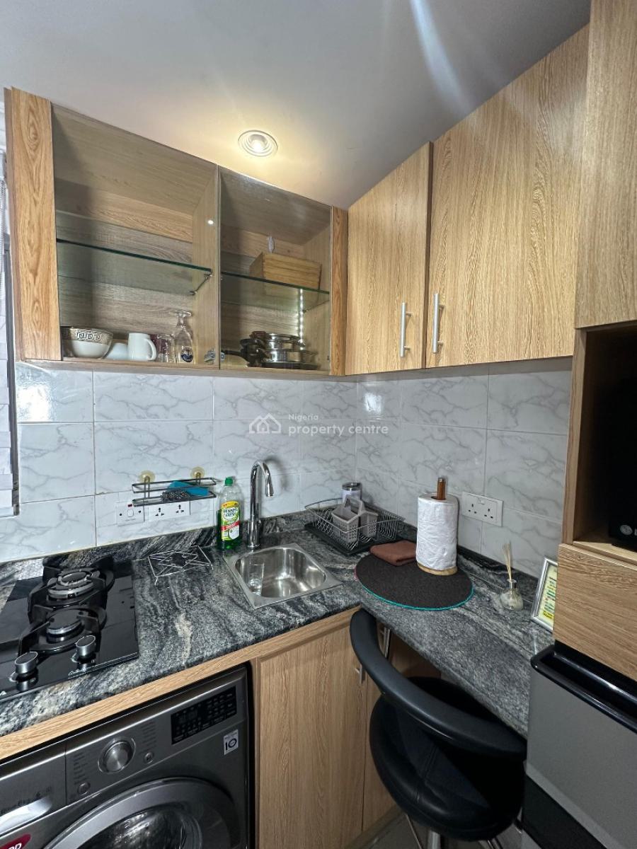 Luxury New 1 Bedroom with Ps5, Lekki Phase 1, Lekki, Lagos, Flat / Apartment Short Let