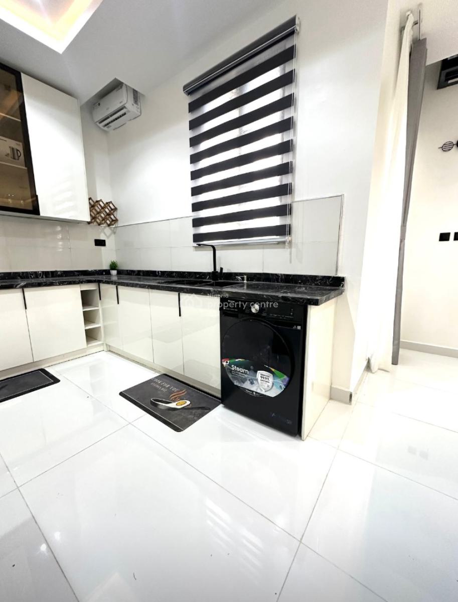 2 Bedroom Lovely and Spacious Furnished Apartment, Ikate, Lekki, Lagos, Flat / Apartment for Sale