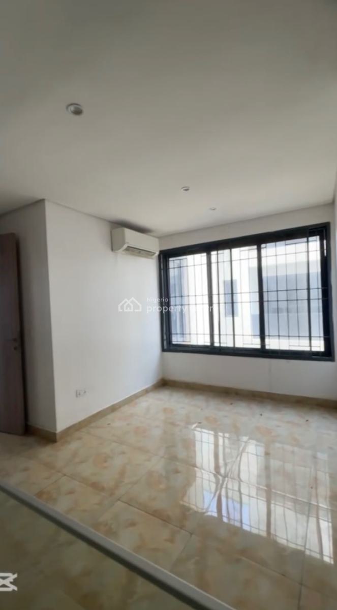 Waterfront Serviced 4 Bedrooms Terraced Duplex + Bq, Pool, Gym, Lekki Phase 1, Lekki, Lagos, Terraced Duplex for Rent