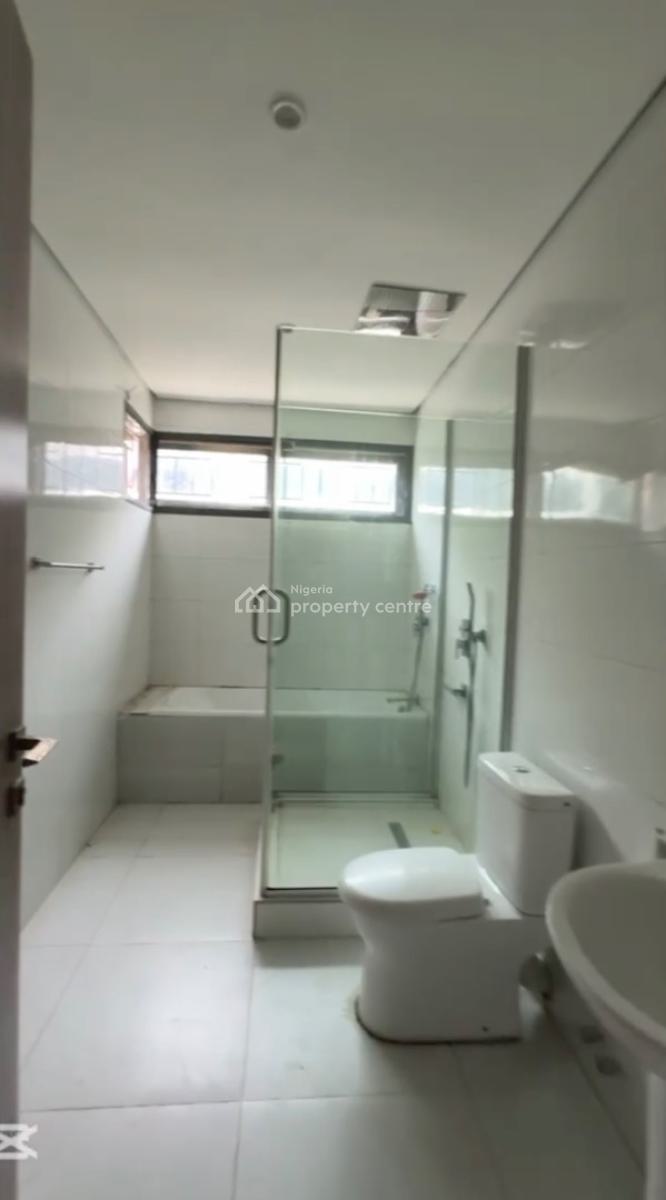 Waterfront Serviced 4 Bedrooms Terraced Duplex + Bq, Pool, Gym, Lekki Phase 1, Lekki, Lagos, Terraced Duplex for Rent