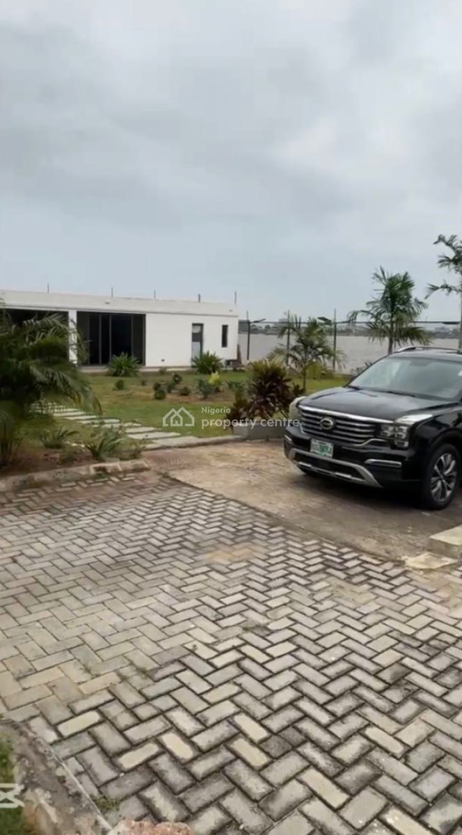 Waterfront Serviced 4 Bedrooms Terraced Duplex + Bq, Pool, Gym, Lekki Phase 1, Lekki, Lagos, Terraced Duplex for Rent