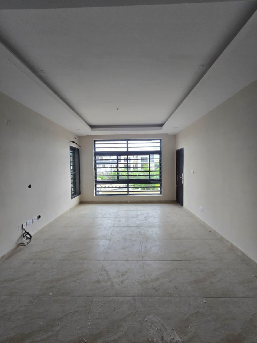 Captivating 3 Bedroom Apartment with Bq & Elevator, Lekki Phase 1, Lekki, Lagos, Block of Flats for Sale