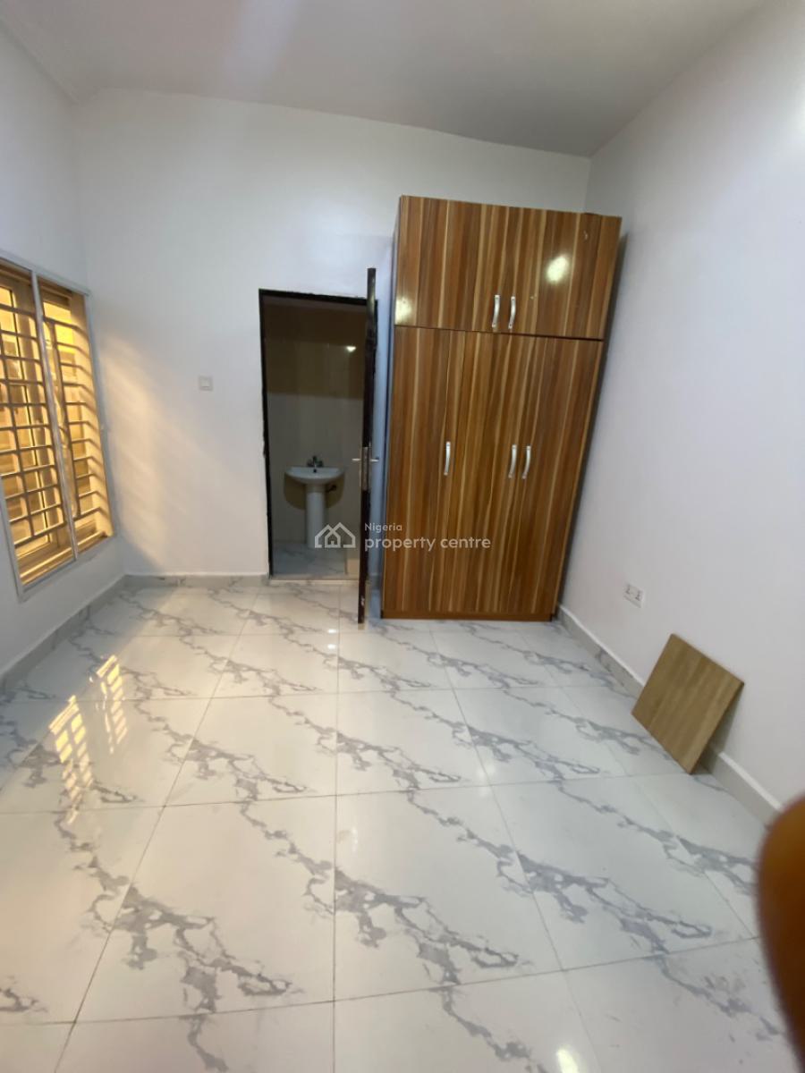 Self Service 2 Bedrooms Flat, Off Emmanuel Abimbola Cole, Lekki Phase 1, Lekki, Lagos, Flat / Apartment for Rent