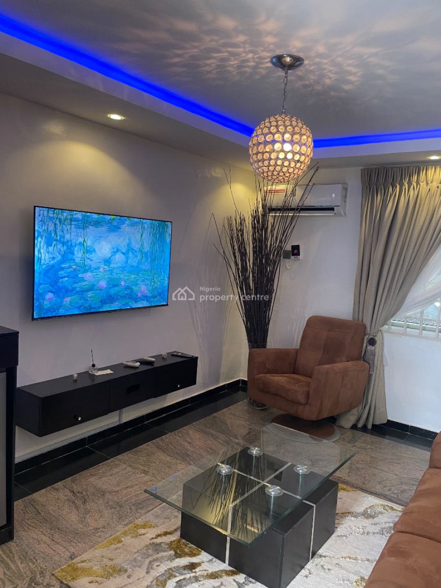 Luxurious Fully Furnished One Bedroom Flat, Lekki Phase 1, Lekki, Lagos, Flat / Apartment for Rent