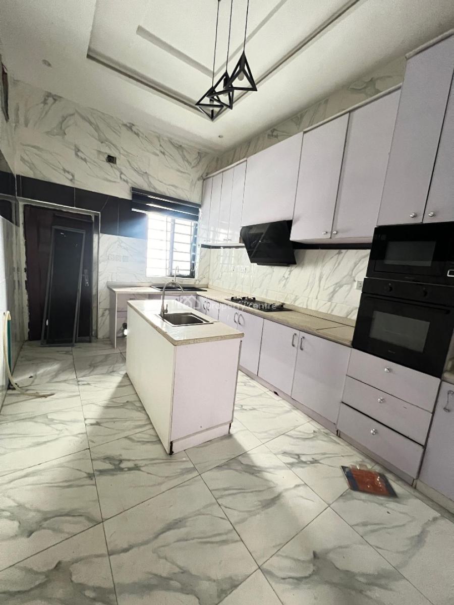 Nicely Built 4 Bedroom Semi Detached +bq, Chevron, Lekki Phase 2, Lekki, Lagos, Semi-detached Duplex for Sale