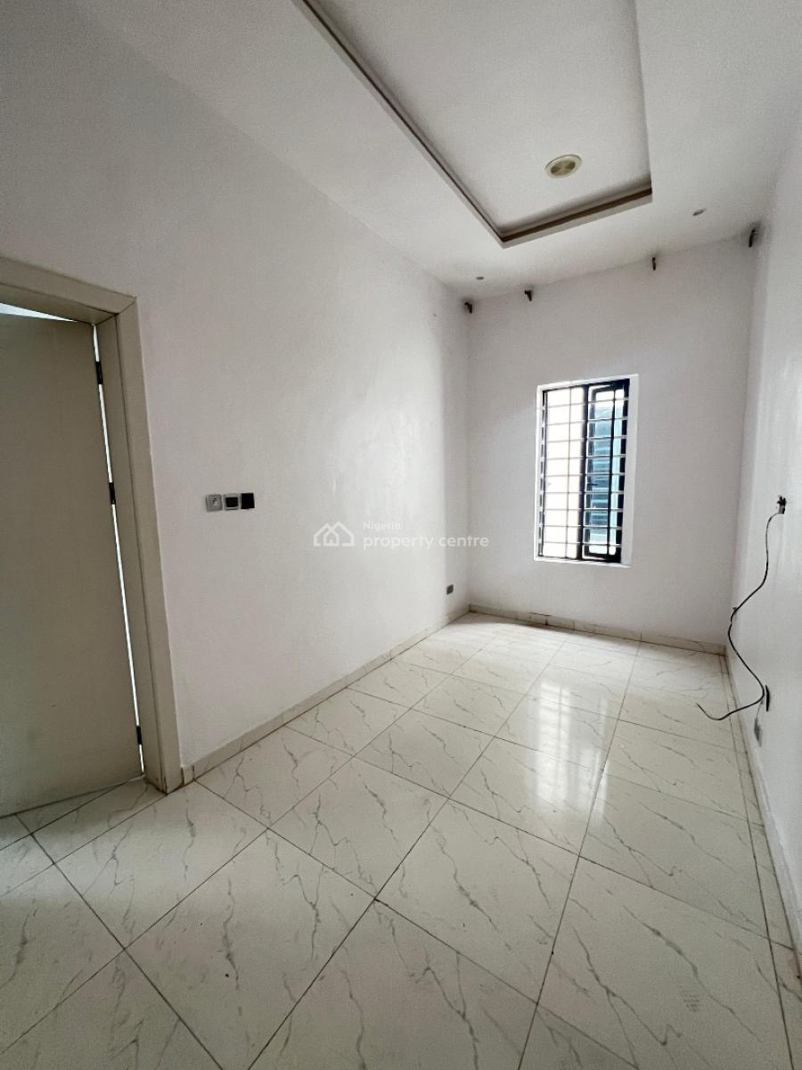Nicely Built 4 Bedroom Semi Detached +bq, Chevron, Lekki Phase 2, Lekki, Lagos, Semi-detached Duplex for Sale