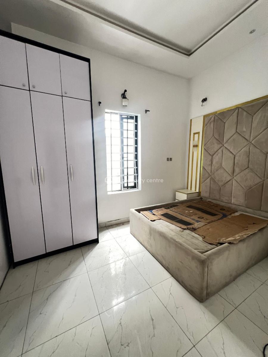 Nicely Built 4 Bedroom Semi Detached +bq, Chevron, Lekki Phase 2, Lekki, Lagos, Semi-detached Duplex for Sale