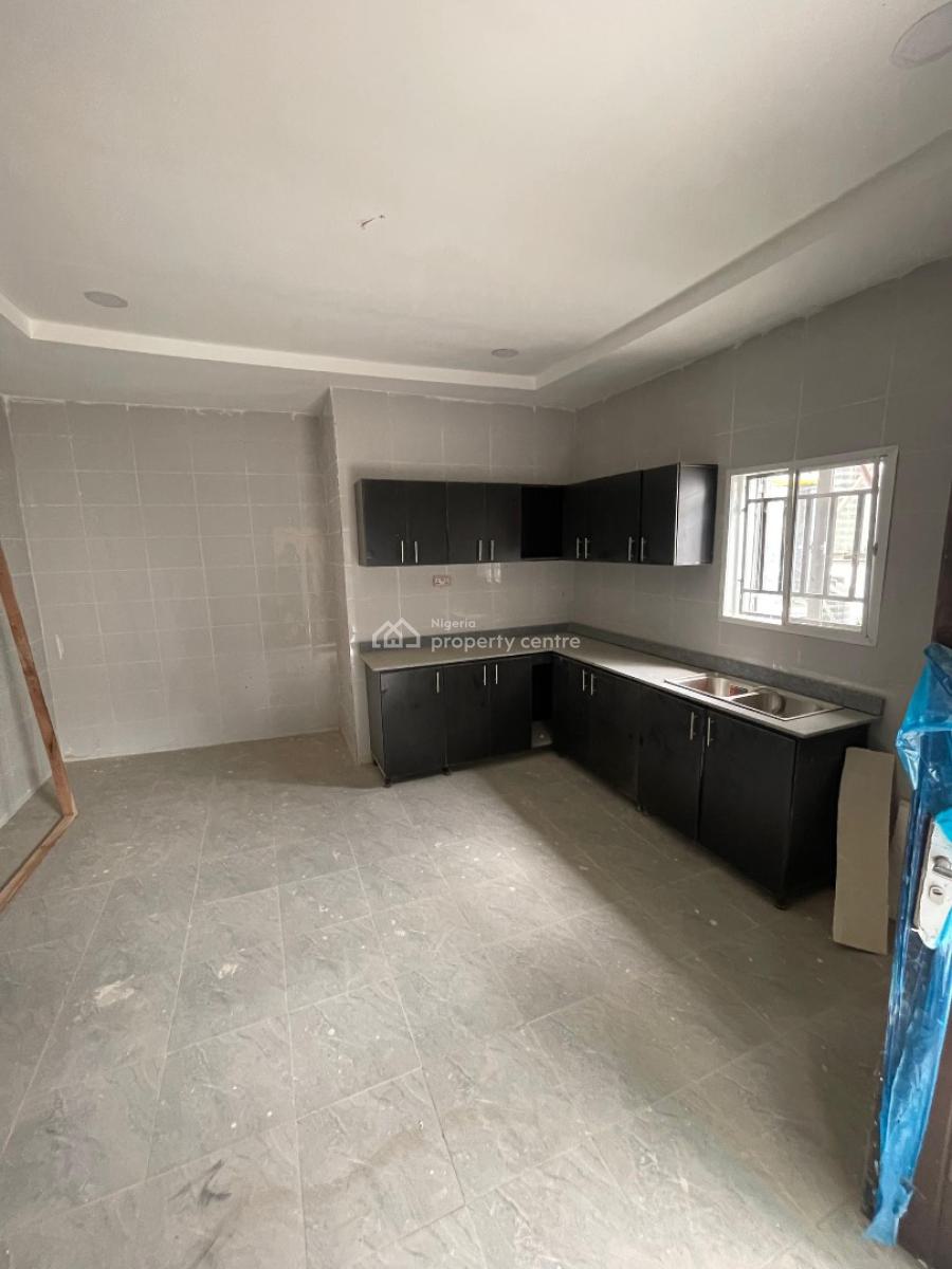 Spacious 3 Bedroom Apartment, Dawaki, Dawaki, Gwarinpa, Abuja, Flat / Apartment for Sale