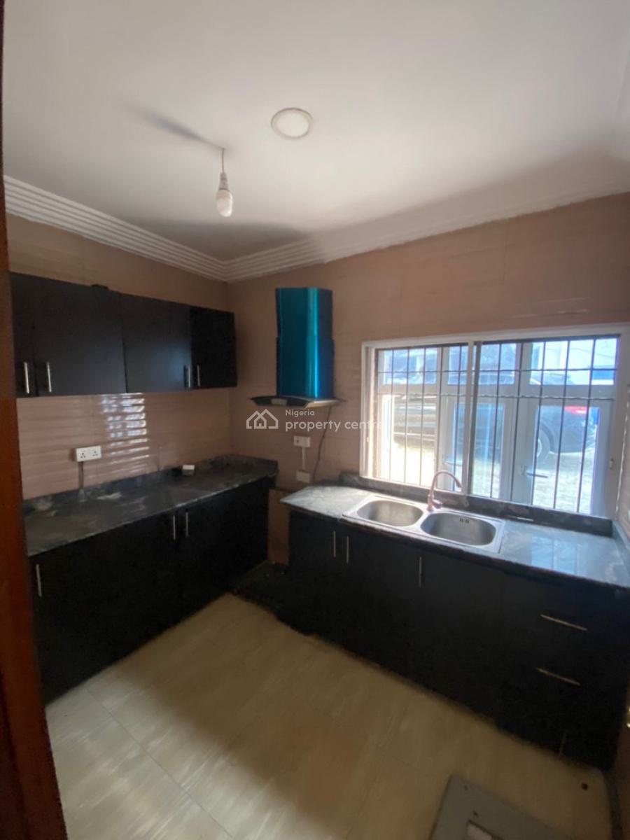 Well Maintained 3 Bedroom Terrace Duplex in a Serene Neighborhood Off, Lekki Phase Lagos, Lekki Phase 1, Lekki, Lagos, Terraced Duplex for Rent