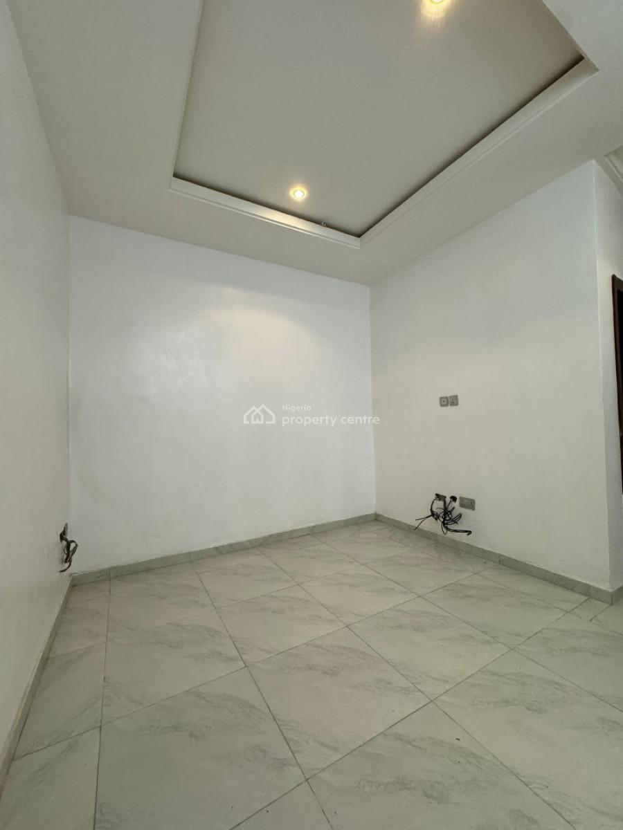 Luxurious 4 Bedroom Terrace Duplex in a Secured Estate, Orchid, Lekki, Lagos, House for Sale