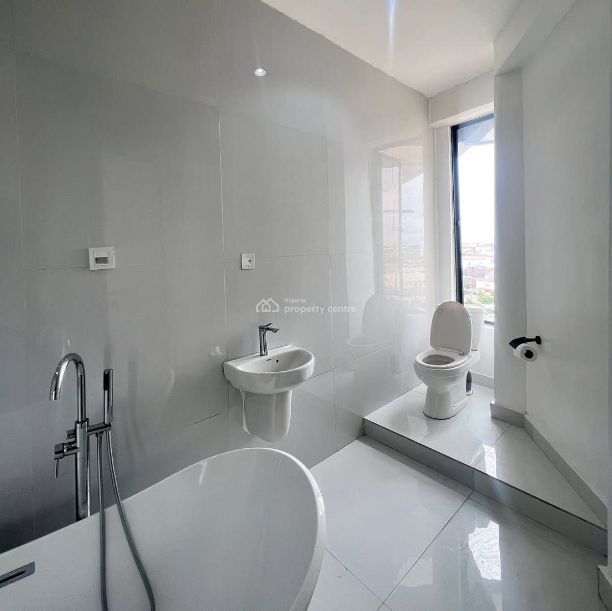 Furnished 3 Bedroom Maisonette, Lekki Phase 1, Lekki Phase 1, Lekki, Lagos, Flat / Apartment for Rent