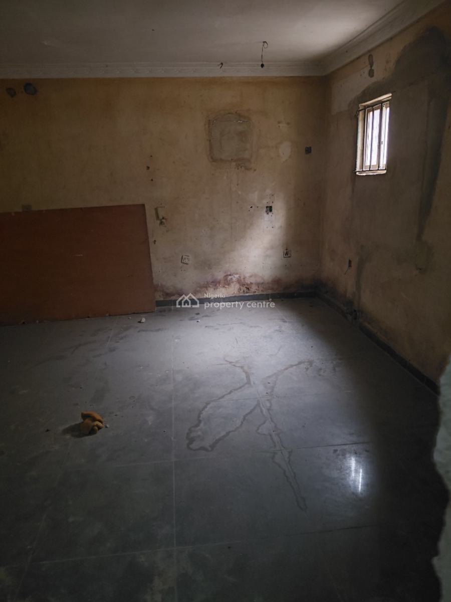 Decent Office Space/ Warehouse/gym House, Demurin, Ketu, Lagos, Office Space for Rent