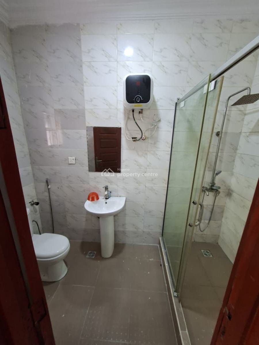 Fully Furnished & Serviced Luxury 2bedrooms Apartment Upstair, New Horizon 2 Estate, Ikate, Lekki, Lagos, Flat / Apartment for Rent