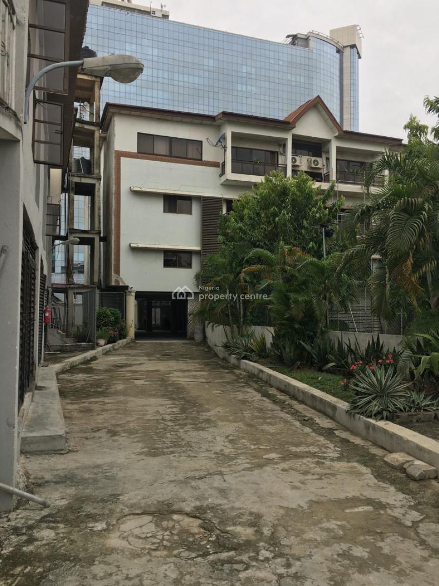 3 Bedroom Apartment, Dideolu Estate, Victoria Island (vi), Lagos, Flat / Apartment for Rent