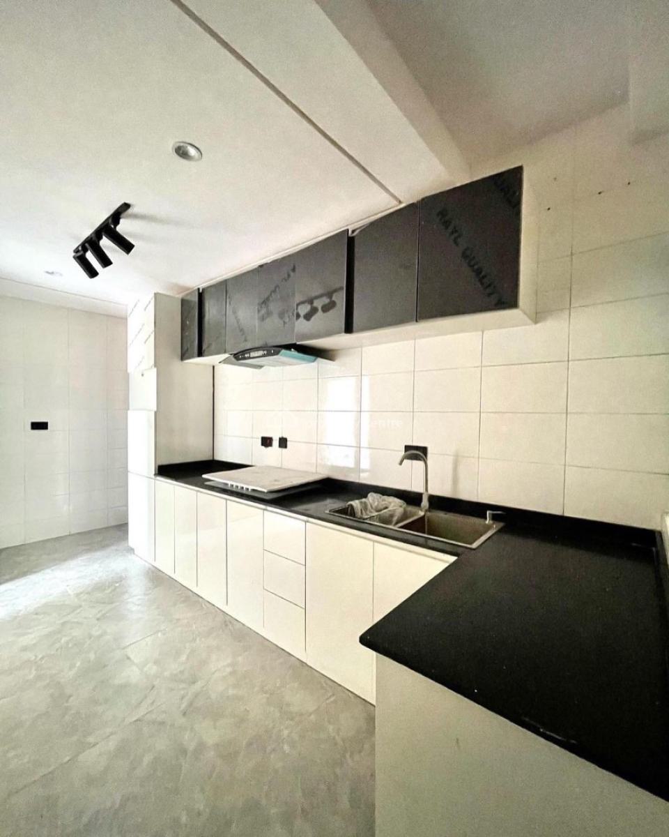2 Bedroom Apartment, Ologolo, Lekki, Lagos, Flat / Apartment for Rent