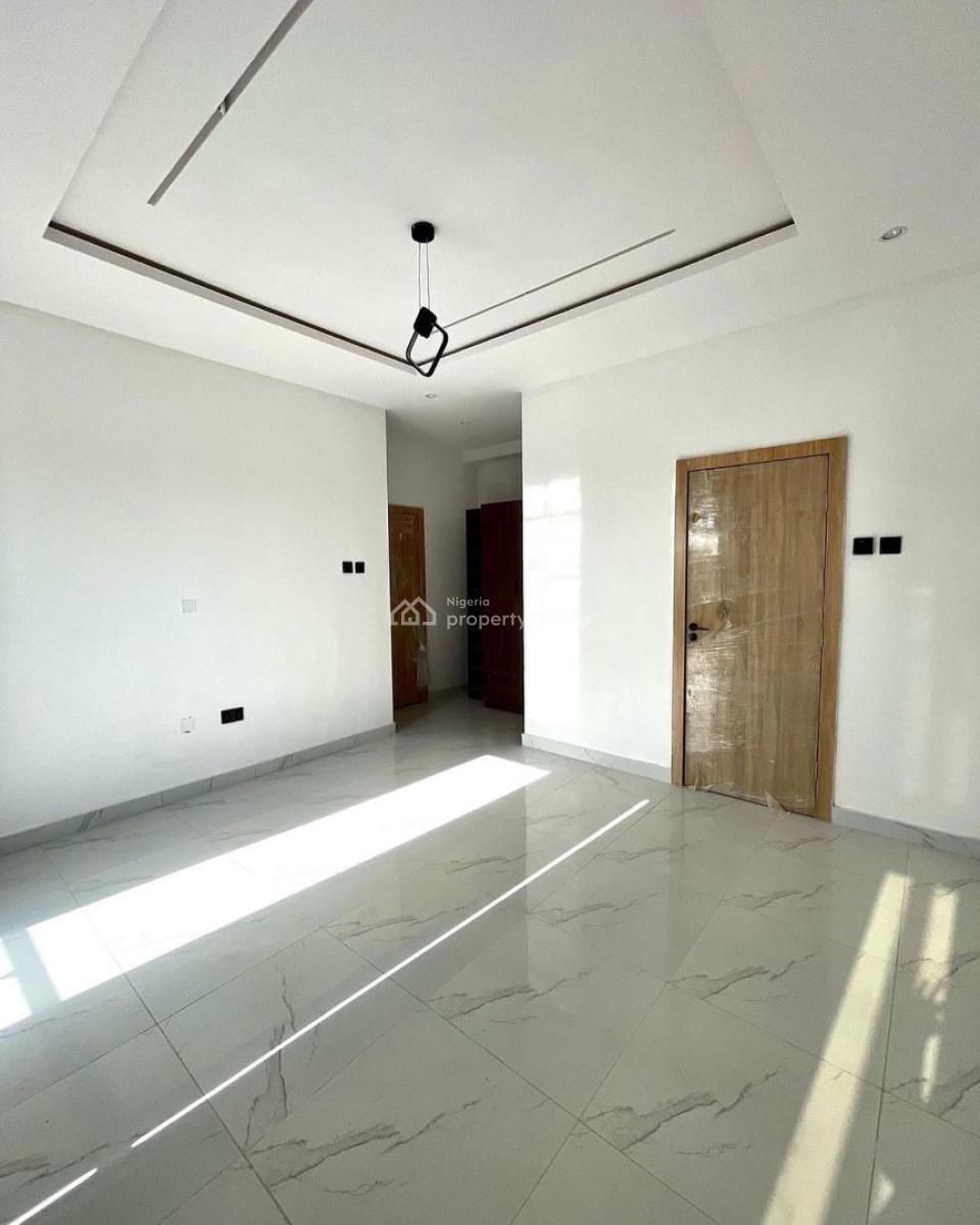 2 Bedroom Apartment, Ologolo, Lekki, Lagos, Flat / Apartment for Rent