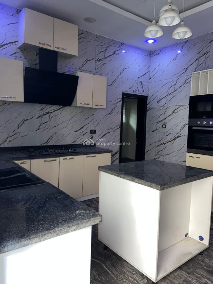 Massive Master Bedroom, Chevron Alternative, Lekki Phase 2, Lekki, Lagos, Self Contain (single Rooms) for Rent