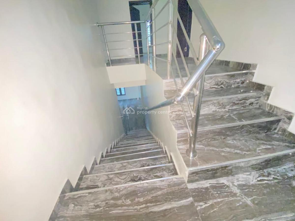 Massive Master Bedroom, Chevron Alternative, Lekki Phase 2, Lekki, Lagos, Self Contain (single Rooms) for Rent