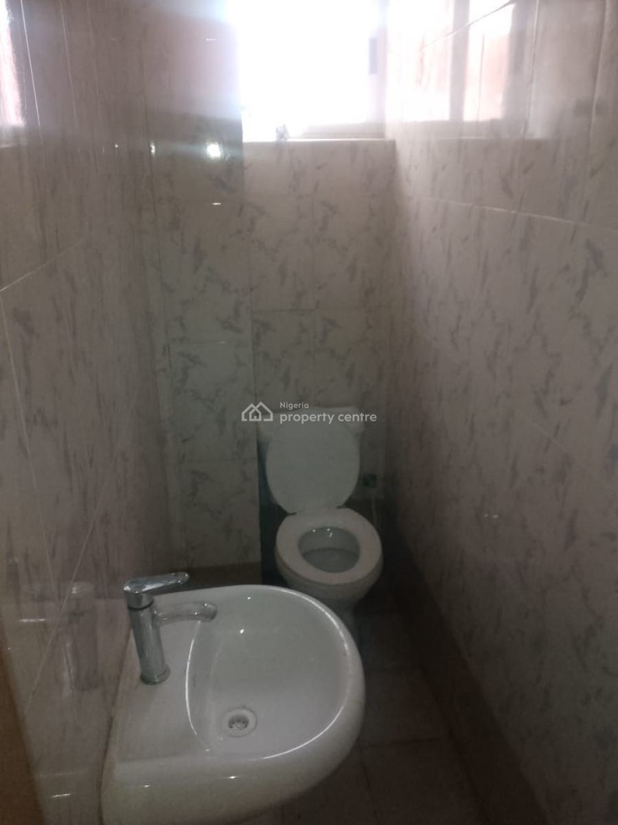 Spacious 3 Bedroom Flat in an Estate, Fashola Estate Monastery Road, Sangotedo, Ajah, Lagos, Flat / Apartment for Rent