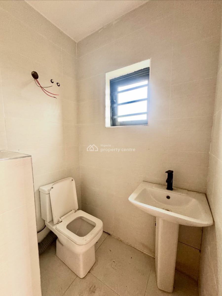 2 Bedroom Apartment, Lekki Phase 1, Lekki, Lagos, Flat / Apartment for Sale