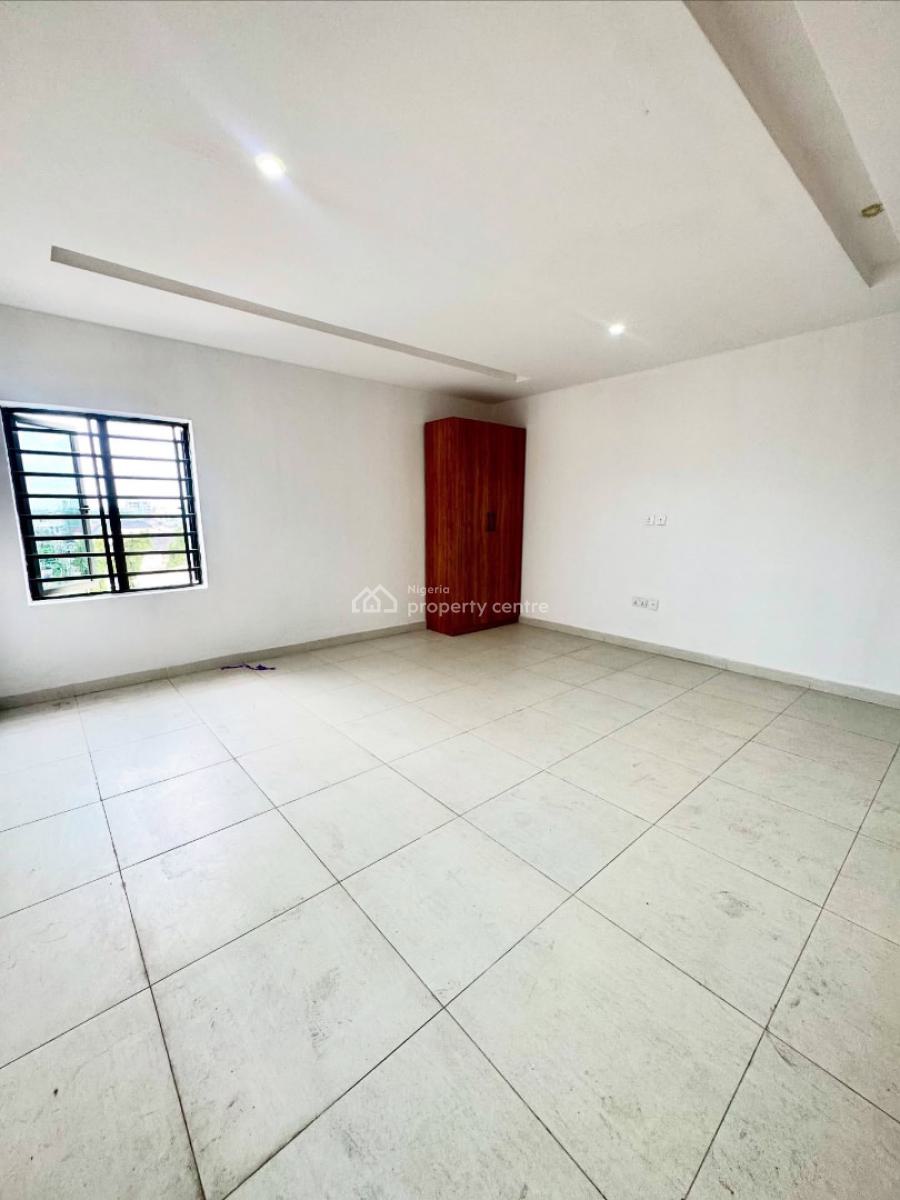2 Bedroom Apartment, Lekki Phase 1, Lekki, Lagos, Flat / Apartment for Sale