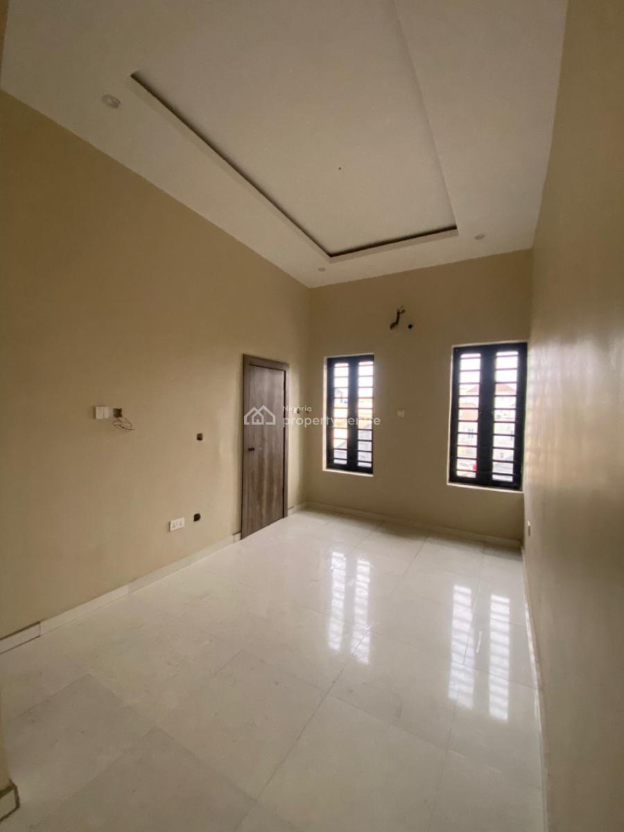 4 Bedroom Terrace Duplex with Bq, Ologolo, Lekki, Lagos, Terraced Duplex for Sale