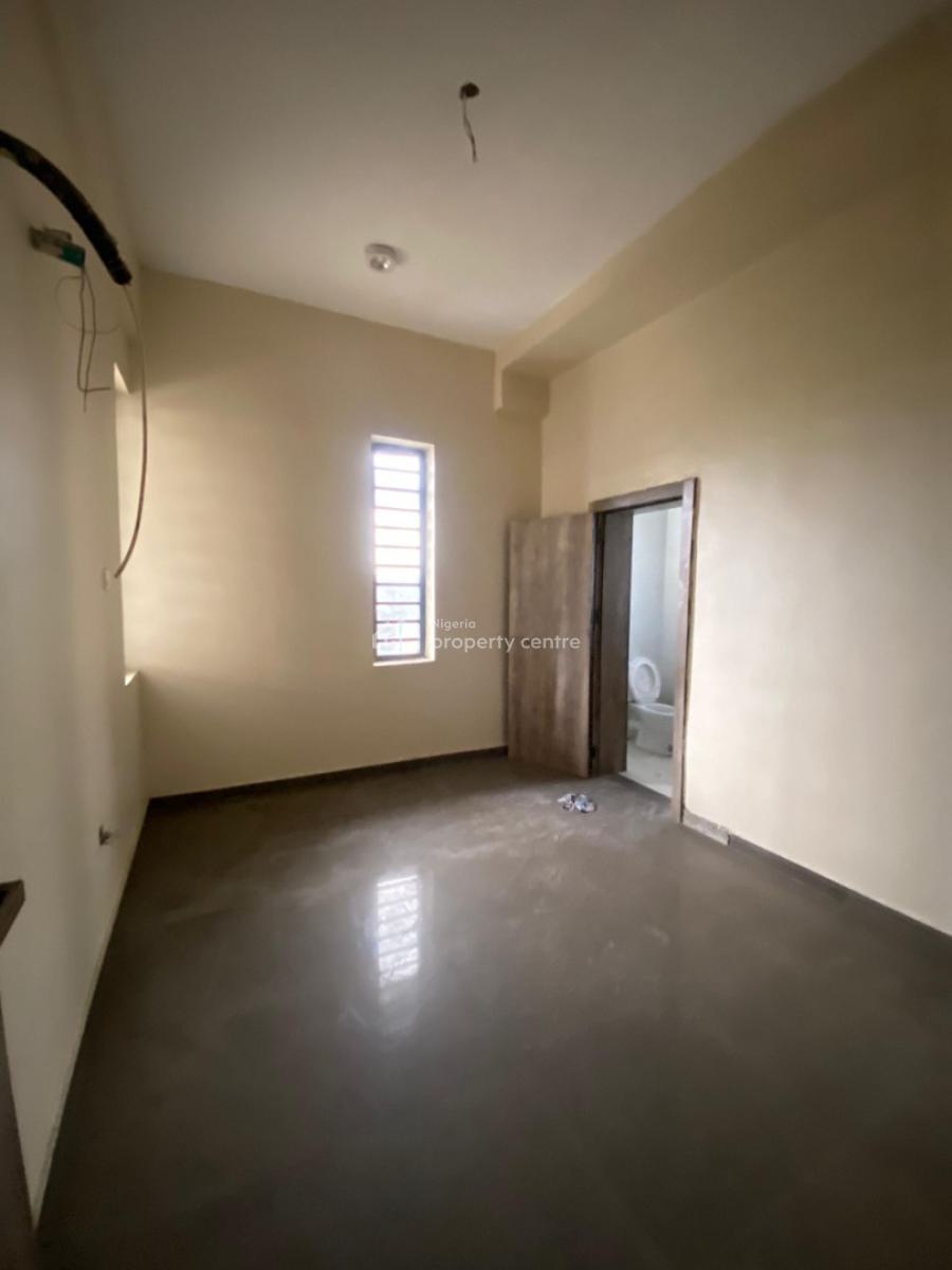 4 Bedroom Terrace Duplex with Bq, Ologolo, Lekki, Lagos, Terraced Duplex for Sale
