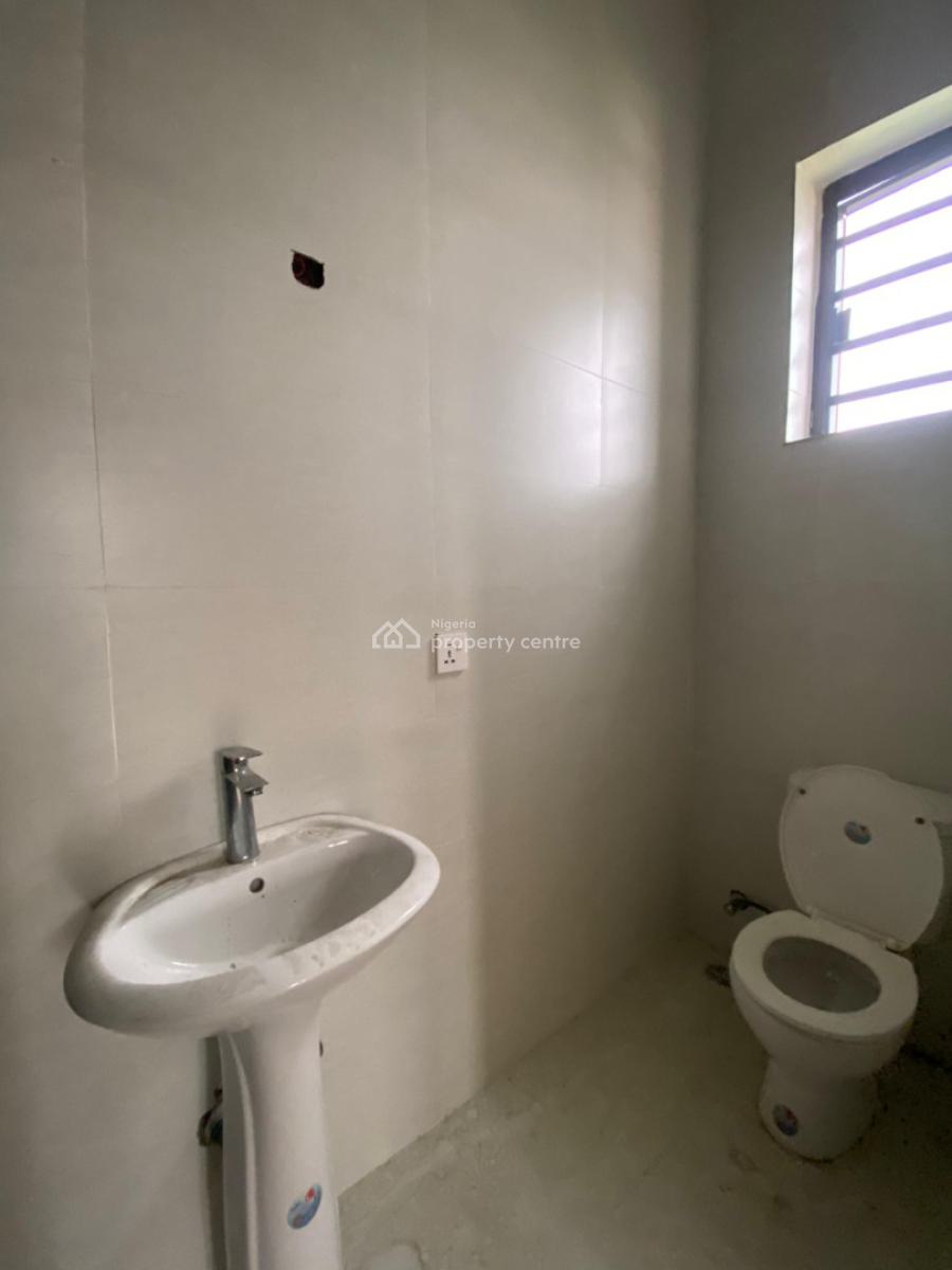 4 Bedroom Terrace Duplex with Bq, Ologolo, Lekki, Lagos, Terraced Duplex for Sale