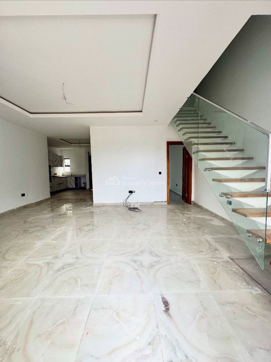 2 Bedroom Terrace Duplex, Lekki Phase 1, Lekki, Lagos, Terraced Duplex for Sale