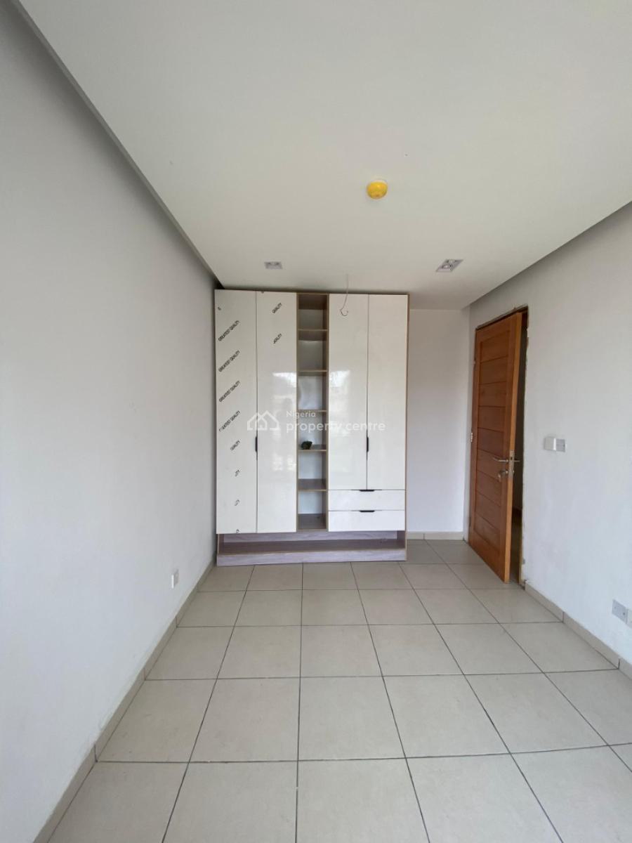 2 Bedroom Flat Apartment with Pool and Gym, Ologolo, Lekki, Lagos, Flat / Apartment for Sale