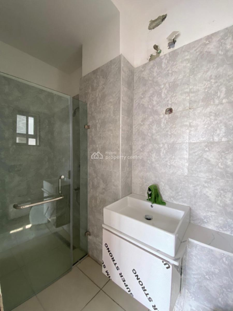 2 Bedroom Flat Apartment with Pool and Gym, Ologolo, Lekki, Lagos, Flat / Apartment for Sale