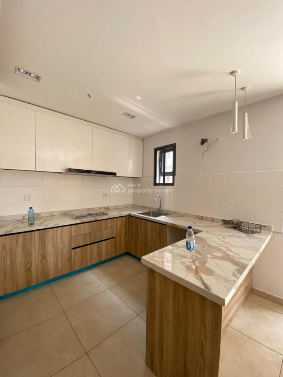 2 Bedroom Flat Apartment with Pool and Gym, Ologolo, Lekki, Lagos, Flat / Apartment for Sale