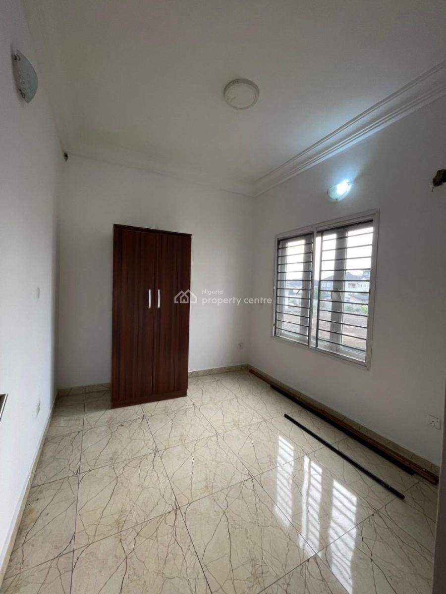 3 Bedroom Apartment in a Secured Environment, Lekki, Lekki Phase 1, Lekki, Lagos, Flat / Apartment for Rent