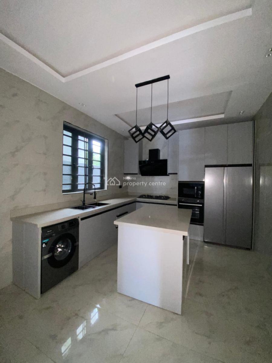 4 Bedroom Fully Detached Duplex with Bq, Ologolo, Lekki, Lagos, Detached Duplex for Sale