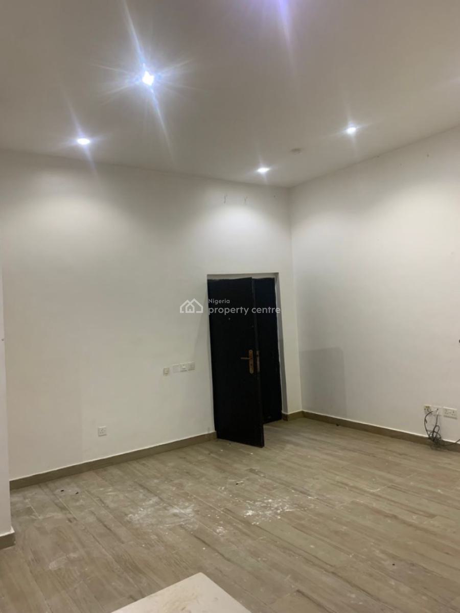 Beautiful Mini Flat in a Secured Environment, Lekki, Lekki Phase 1, Lekki, Lagos, Mini Flat (room and Parlour) for Rent