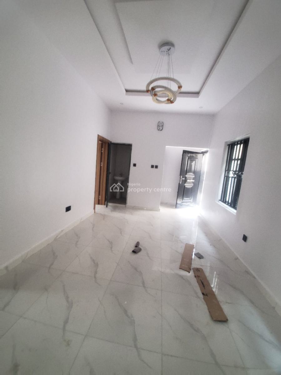 Room and Parlor in Sangotedo Ajah, Creek Court Estate, Sangotedo, Ajah, Lagos, Mini Flat (room and Parlour) for Rent